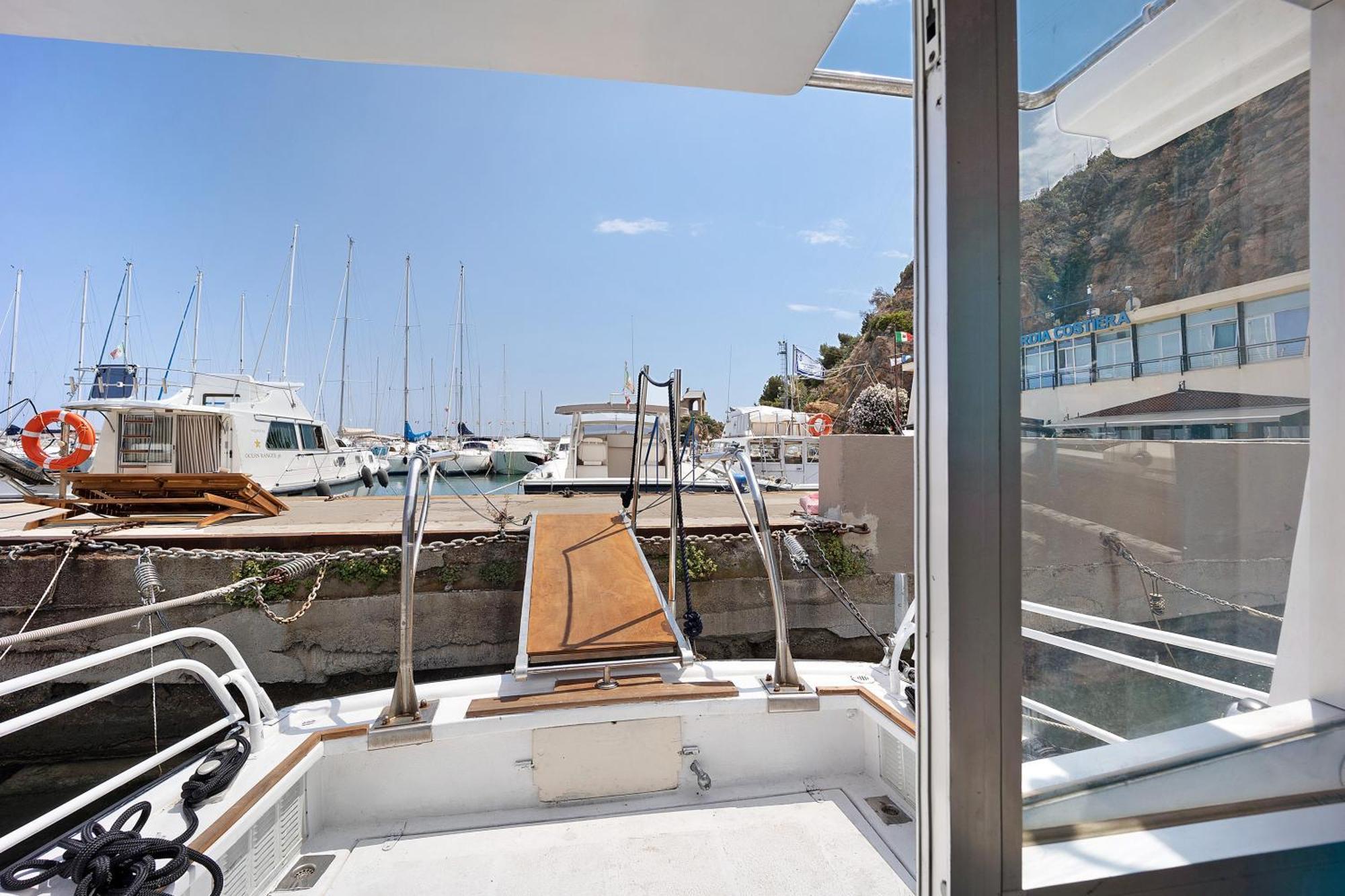 Aloha Jak'S Boat อาลัสซิโอ ภายนอก รูปภาพ