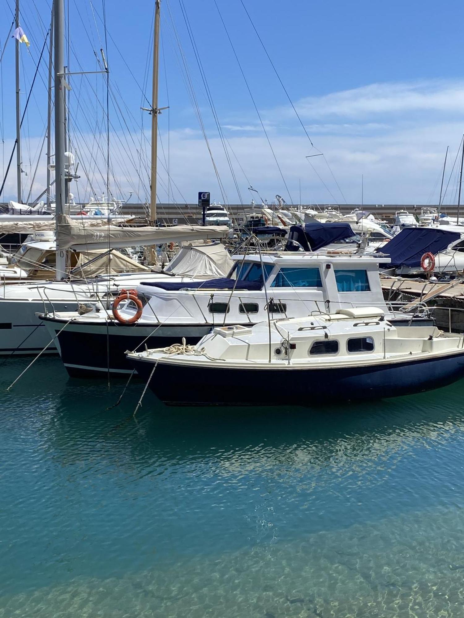 Aloha Jak'S Boat อาลัสซิโอ ภายนอก รูปภาพ