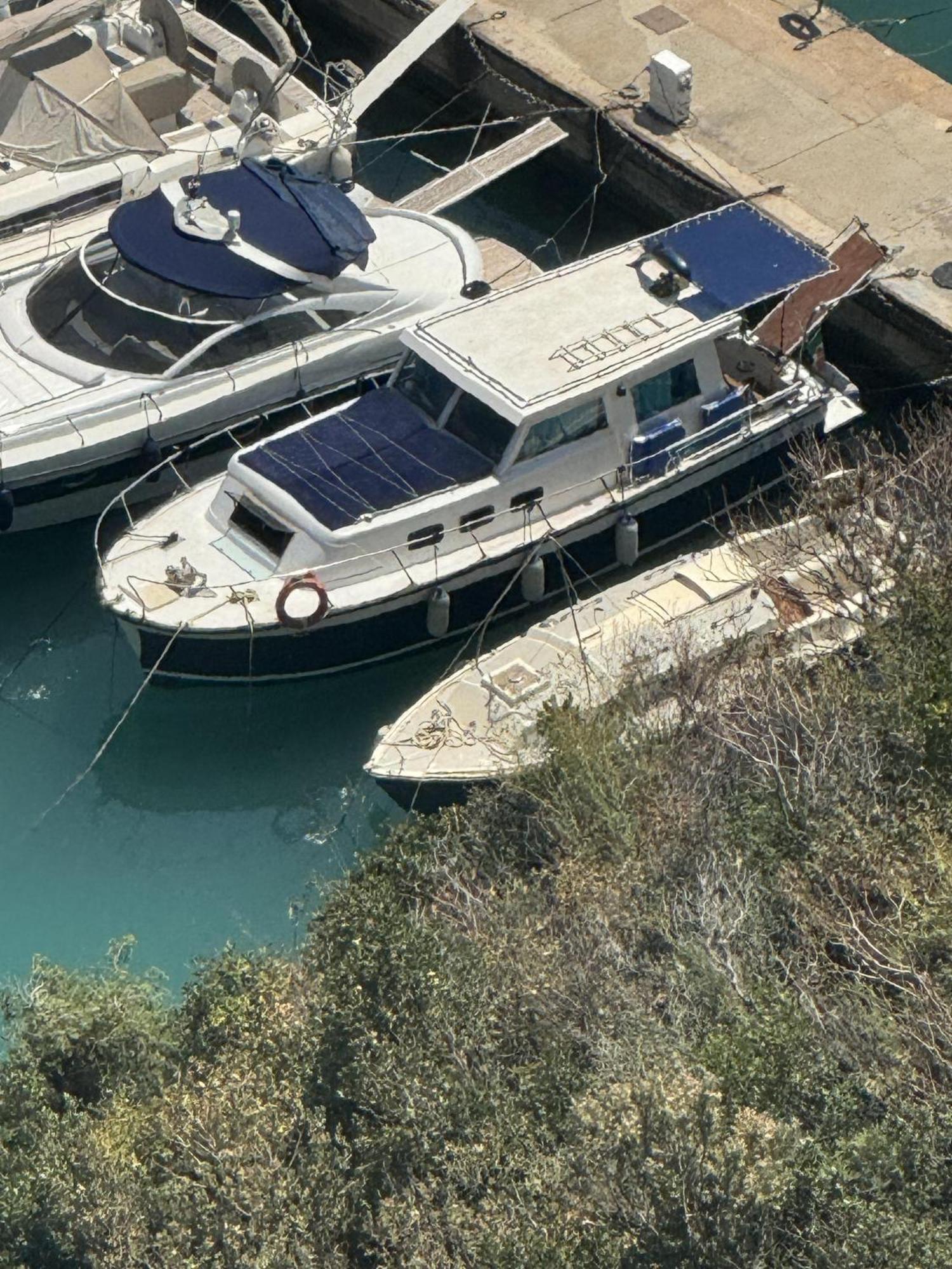 Aloha Jak'S Boat อาลัสซิโอ ภายนอก รูปภาพ